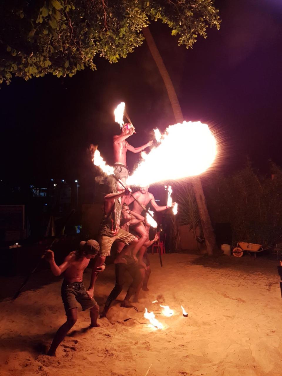 Ombak Dive Resort Perhentian Island Pulau Perhentian Kecil Kültér fotó
